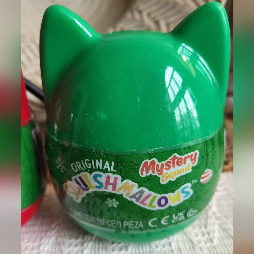Mystery Capsules 4" Original Squishmallows Christmas 2024 Bundle of 2 - Picture 3 of 3
